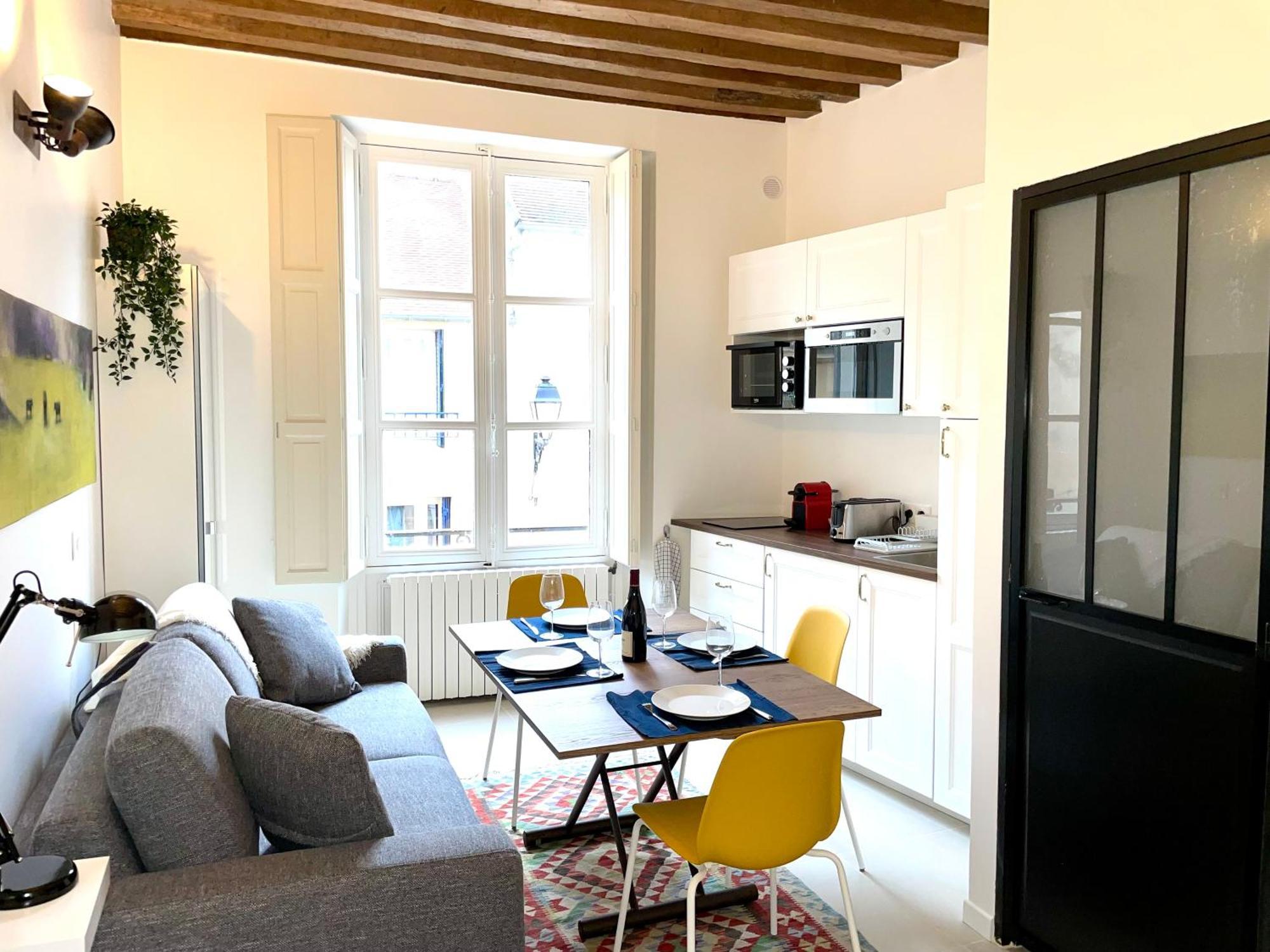 Studio Renove Et Tres Fonctionnel, Marly-Le-Roi Marly-le-Roi Exterior foto